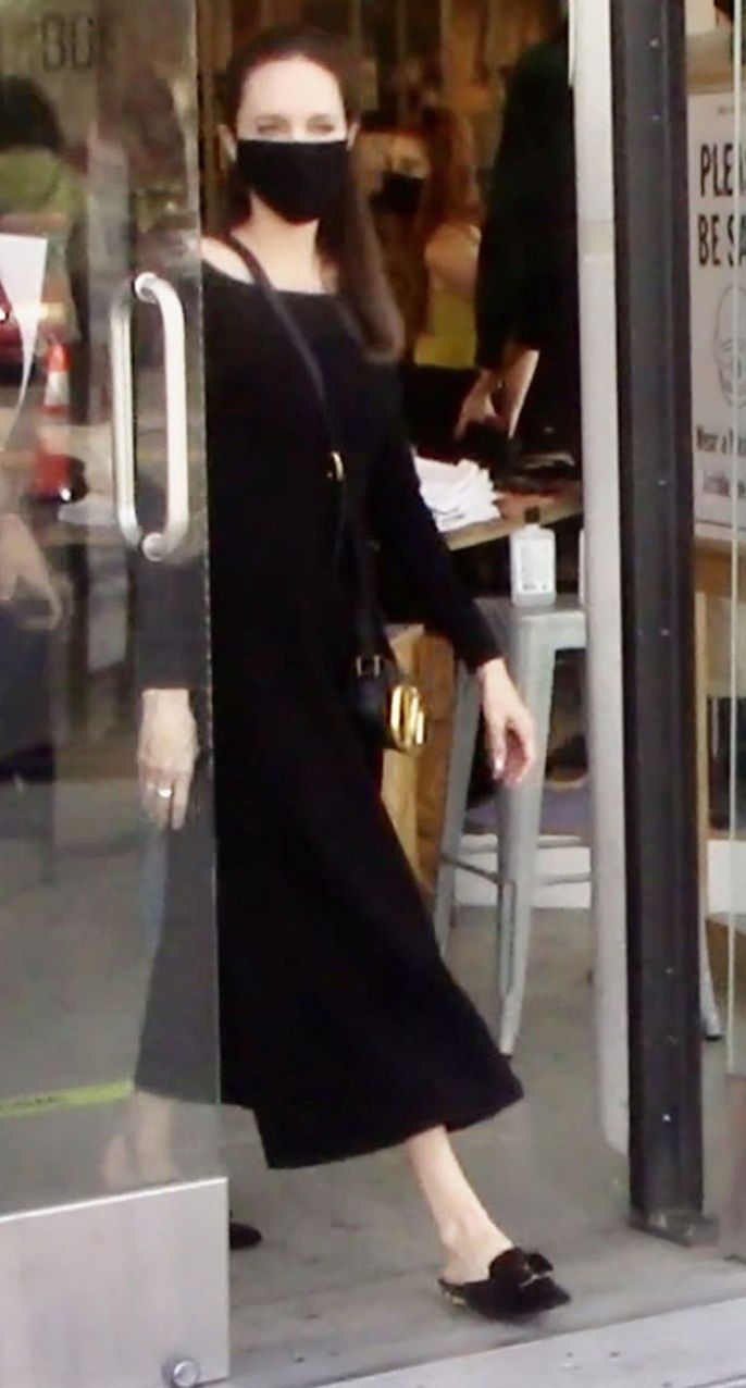 Angelina Jolie na zakupach z synem