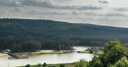 Bakterie w zalewie w Krasnobrodzie. Sanepid wydał natychmiastowy zakaz kąpieli