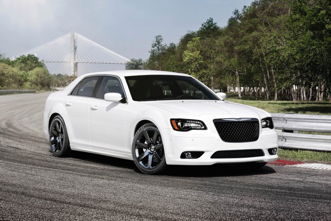 2012 Chrysler 300 SRT8