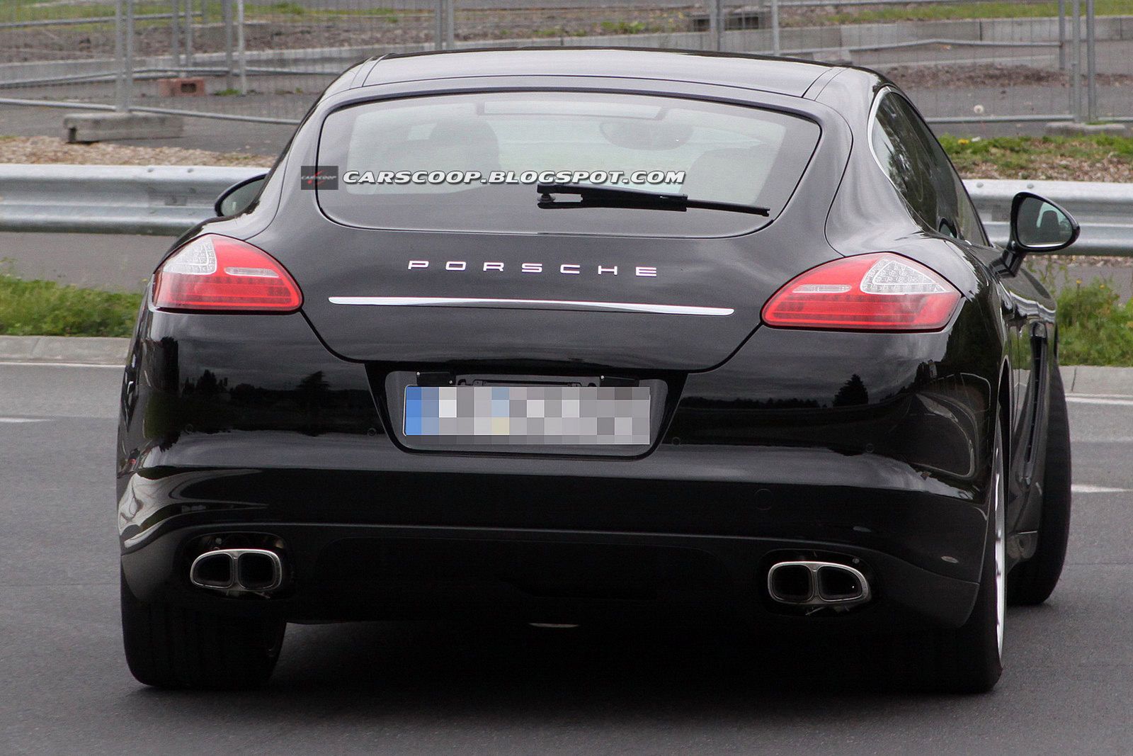 2013-Porsche-Panamera