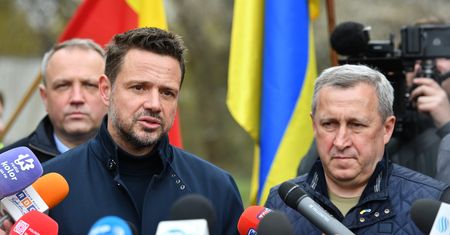Trzaskowski o remoncie "Szpiegowa": będziemy rozmawiali ze specjalistami