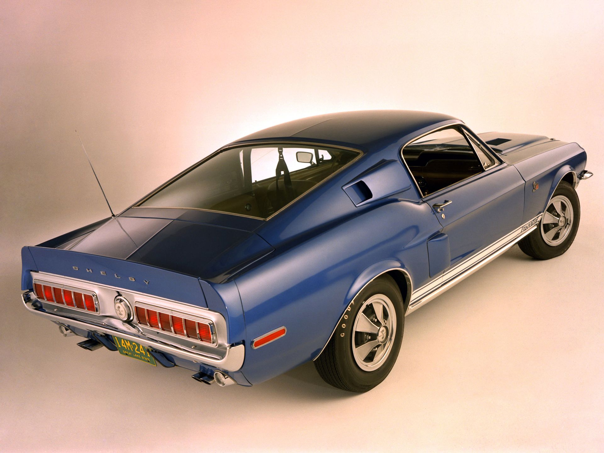 Ford Mustang I: ewolucja od malca po Bossa [galeria zdjęć] 69