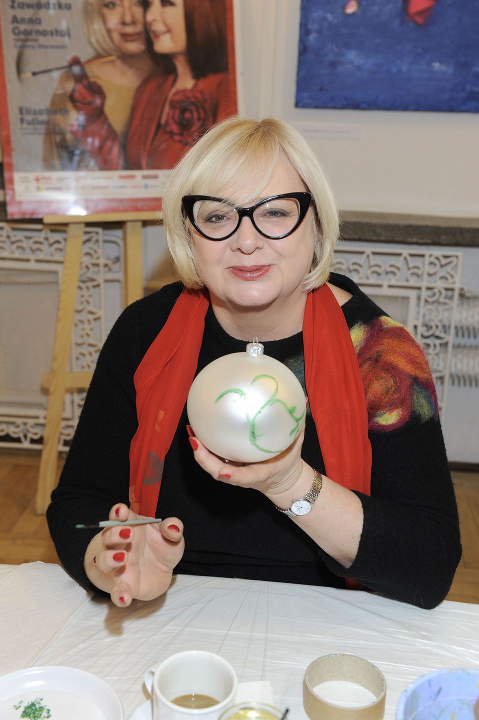 Przyjaciele Dzieciom - malowanie bombek 2012
Gornostaj Anna 2012-12-06
mkudelski