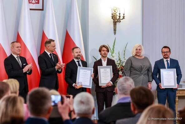 Dworzec Lublin z nagrodą od Prezydenta Andrzeja Dudy | fot. Dworzec Lublin