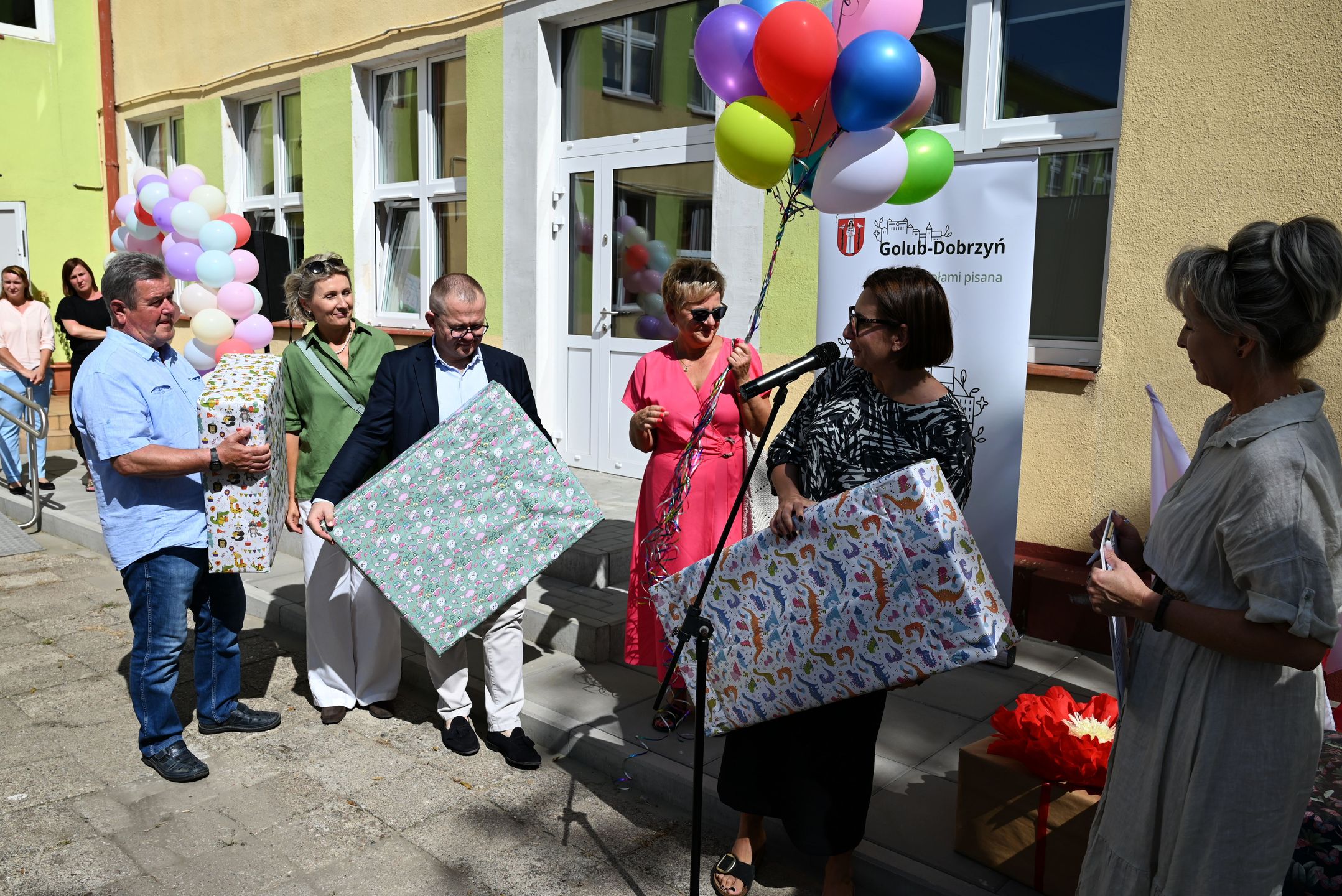 Żłobek mieści się w budynku Przedszkola Miejskiego nr 2