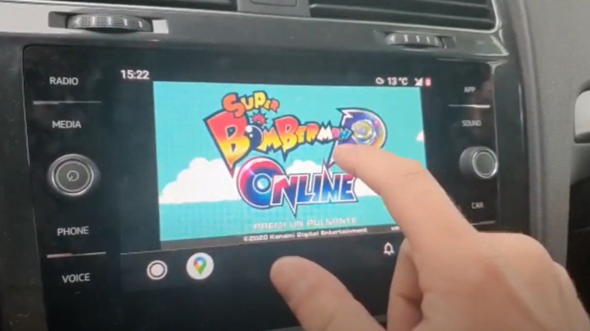 Android Auto pozwala na dużo więcej ze zrootowanym smartfonem, fot. YouTube/Google Stadia Italia