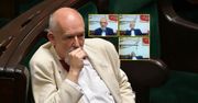 Janusz Korwin-Mikke przysnął na wizji? Wideo hitem sieci