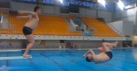 Nieudany skok Bilguuna w "Celebrity Splash"