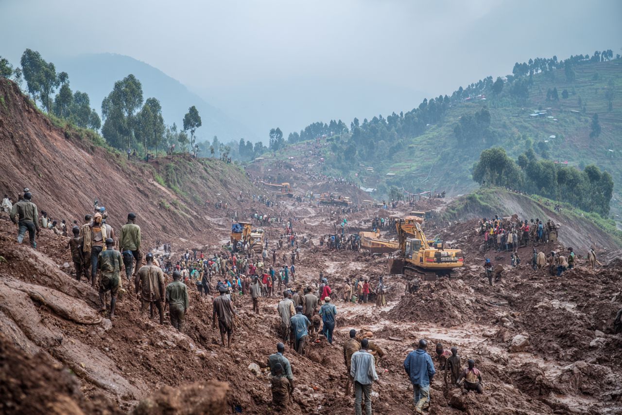 Ponad 200 ofiar – w tym 70 dzieci – w kolejnej tragedii kopalni koltanu. Rubaya tonie w błocie i krwi pod kontrolą rebeliantów M23