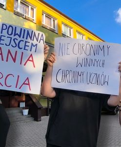 Mieszkał z uczennicą, wysyłał nieobyczajne wiadomości. Nauczyciel usłyszał werdykt