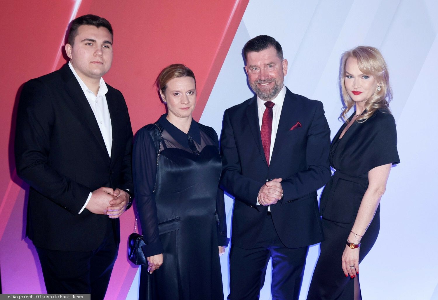 Agnieszka Piechurska (po prawej) pożegnała się z Newsmax