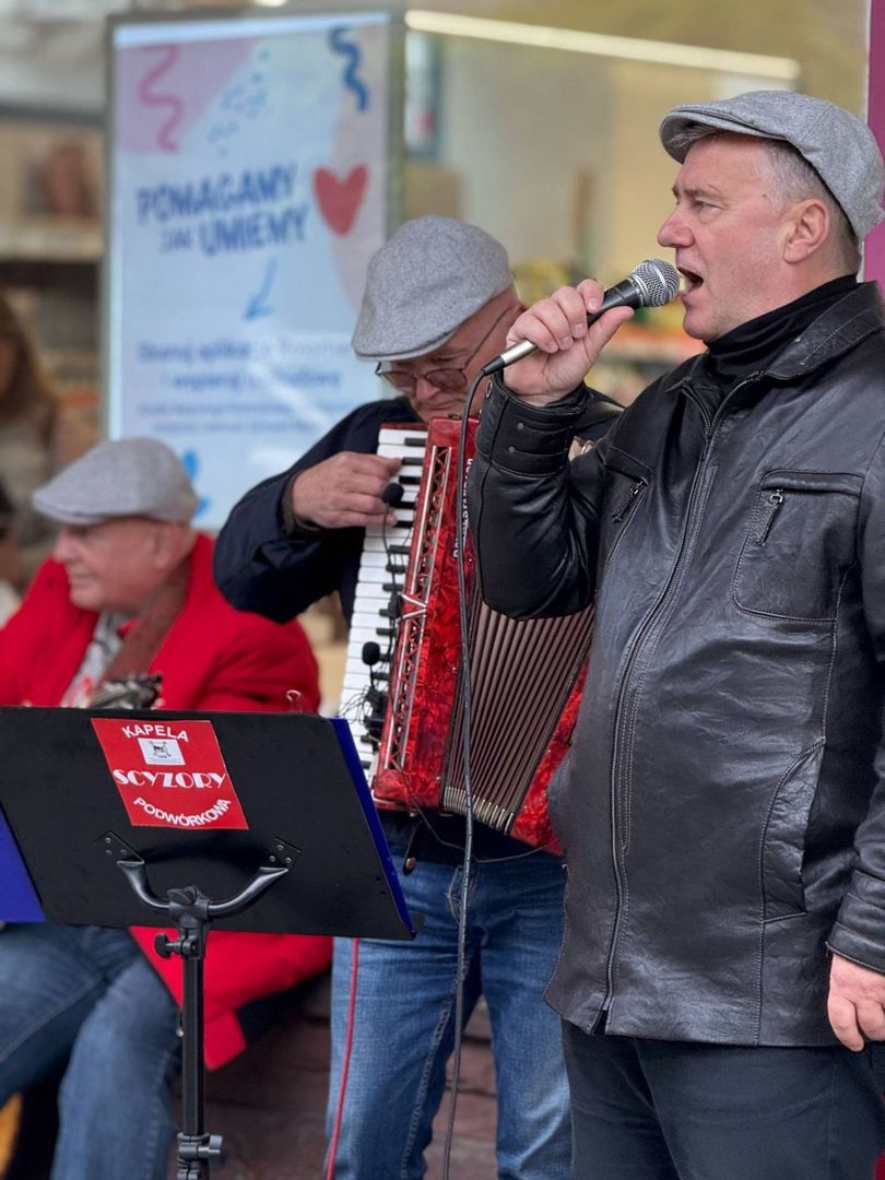 Zobaczcie, co się dzieje podczas tegorocznego Budzenia Sienkiewki.