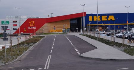 Kebab Filipa Chajzera w Lublinie! Otwarcie już w piątek, a w okienku stanie sam prezenter