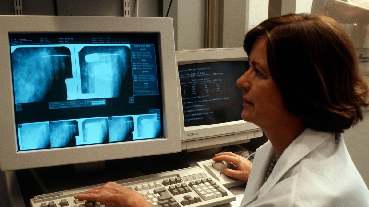 Sztuczne oświetlenie zwiększa ryzyko raka piersi? Nowe badania