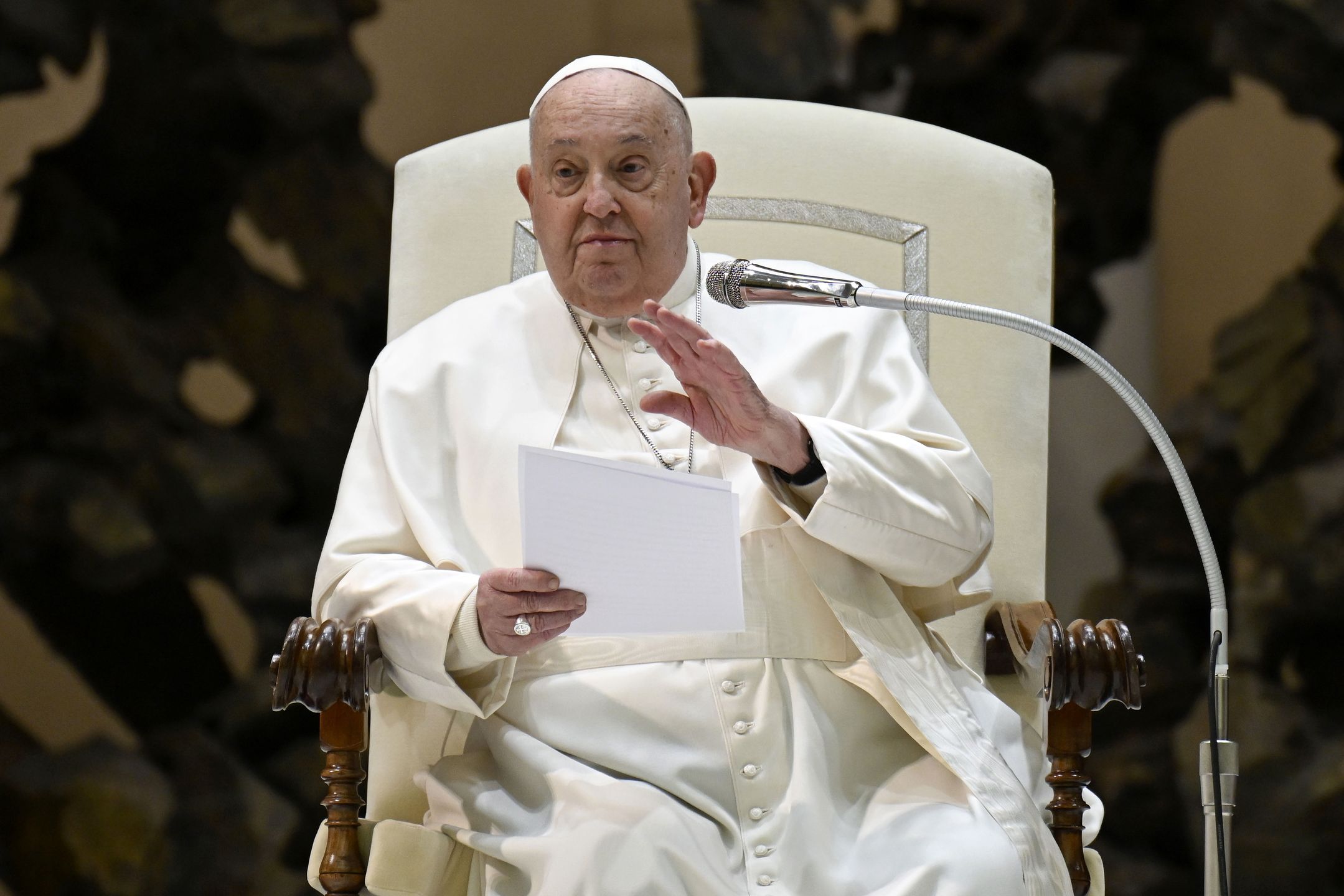 Pope Francis Delivers His Weekly Audience At The VaticanVATICAN CITY, VATICAN - FEBRUARY 05: (EDITOR NOTE: STRICTLY EDITORIAL USE ONLY - NO MERCHANDISING). Pope Francis waves to the faitful during his weekly General Audience at the Paul VI Hall on February 05, 2025 in Vatican City, Vatican. (Photo by Vatican Media via Vatican Pool/Getty Images)Vatican Pool
