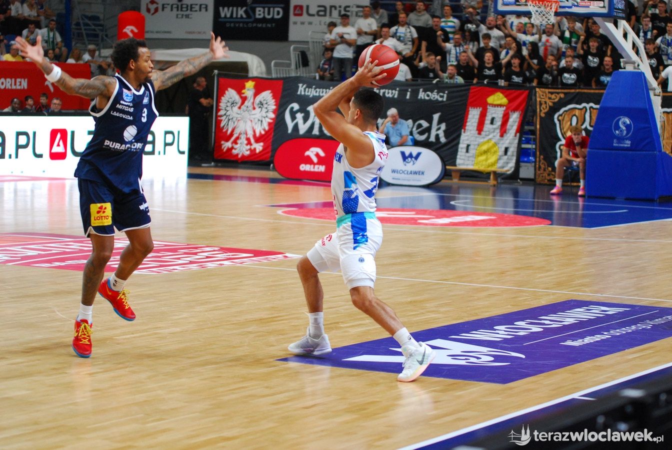 Zacięty mecz Anwilu z Syntainics MBC Weissenfels