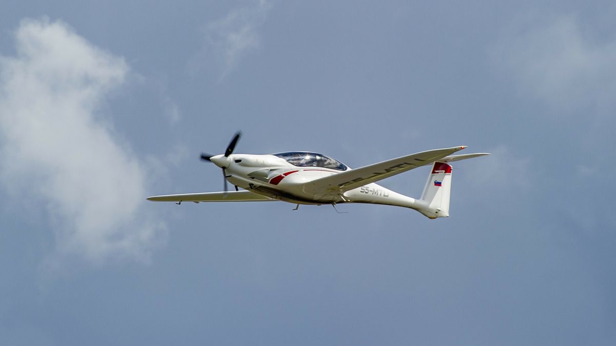 reporter_baza_2022-07
10.07.2022 Gdansk - lotnisko im. Lecha Walesy N/z samolot  Pipistrel Panthera nr S5-MTUFot. Stanislaw Bielski/REPORTER
Stanislaw Bielski/REPORTER
