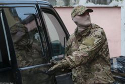 Biją i każą się rozbierać. To dzieje się na Krymie