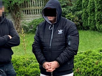 Miał poderżnąć gardło dziewięciu alpakom i lamie, a potem podpalić mini zoo. Policjanci zatrzymali 47-latka