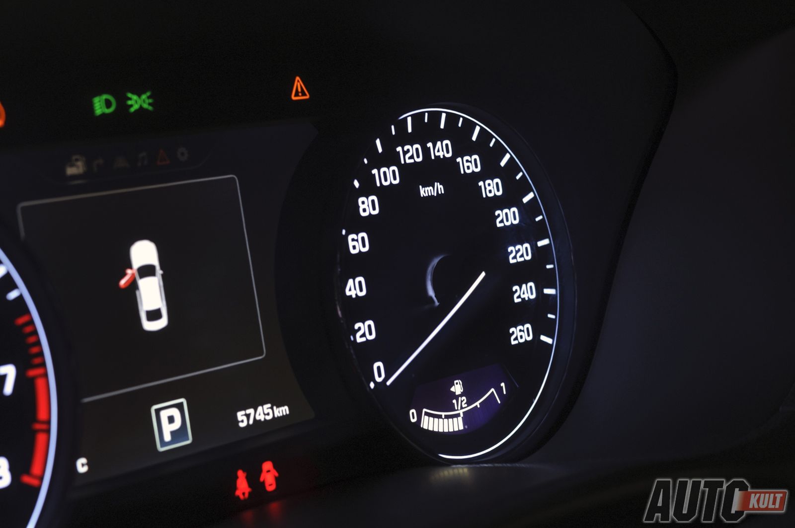 Hyundai Genesis 3,8 V6 - test [galeria] 11