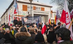 Finał afery z "krzyżem" w śmietniku. Jest decyzja ws. nauczycielki