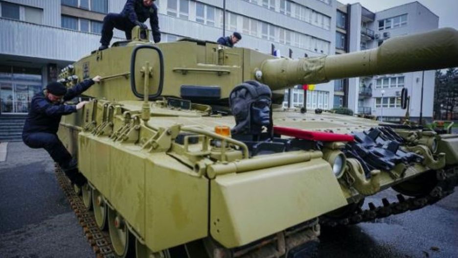 Pierwszy czołg Leopard 2 dotarł na Słowację 