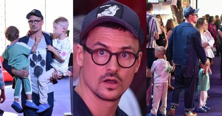 Zaangażowany tata Mateusz Damięcki dokazuje z synami oraz żoną na filmowej premierze i lodowej degustacji (ZDJĘCIA)