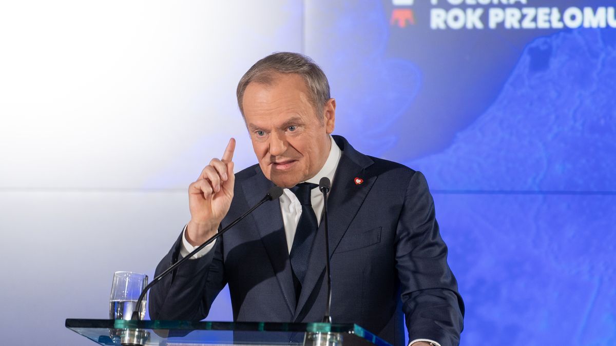 WARSAW, POLAND - 2025/02/10: Poland's Prime Minister Donald Tusk delivers a speech during an event 'Poland - The year of breakthrough' at the Warsaw Stock Exchange in Warsaw. Polish Prime Minister Donald Tusk, speaking at the "Poland: Year of Change" conference, announced that investments in 2025 are projected to exceed 650 billion PLN. He highlighted plans to triple port cargo handling by 2030 and revealed ongoing negotiations with Google and Microsoft for investments in Poland. The conference emphasized economic growth, digitalization, and foreign investment as government priorities. (Photo by Marek Antoni Iwanczuk/SOPA Images/LightRocket via Getty Images)