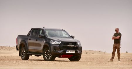 Jeździłem Toyotą Hilux GR Sport po Tunezji. Pustynne wydmy nie były największym wyzwaniem