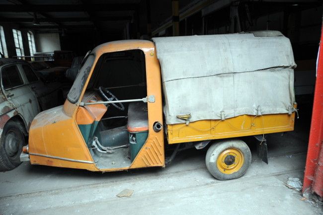 Junak B23