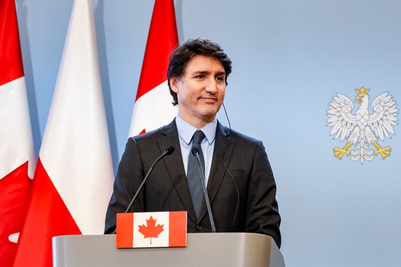 Canadian PM's 'Russia must win' slip up prompts ironic response from Kremlin