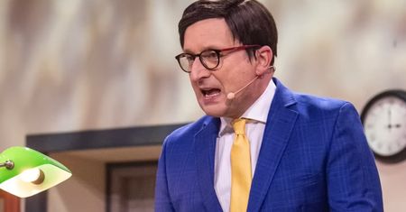 Górski ponownie zadrwił z Polsatu. Kabareciarz nie ma dla stacji litości