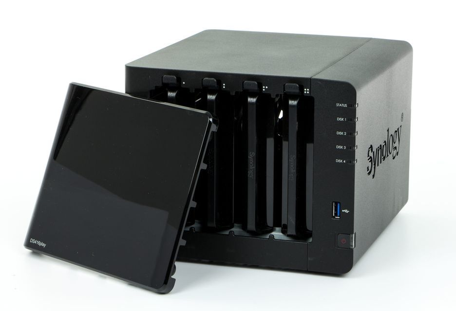 Synology DS416play widok z przodu 2