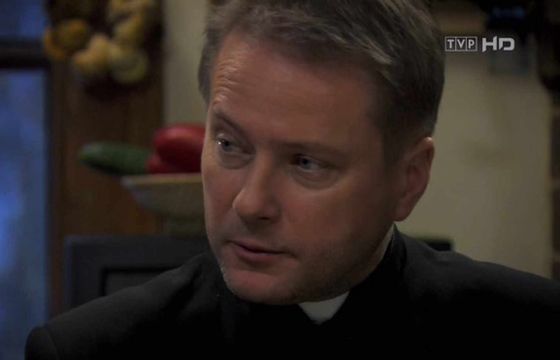 Nowe kanały i zmiany w pakietach Play i UPC Polska