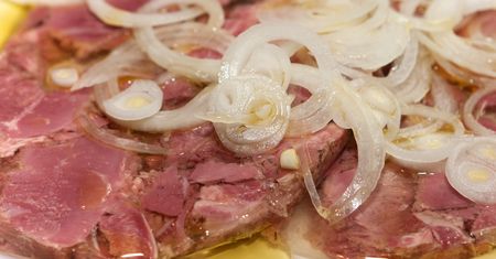 Zapomnij o salcesonie. Ta wędlina jest jeszcze smaczniejsza