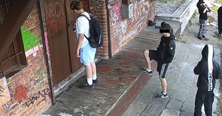 "Nagraliście się przepięknie". Młodzież przyłapana na gorącym uczynku