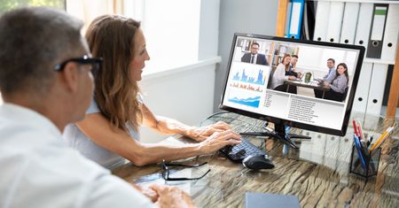 Spięcia online, czyli dlaczego mamy dość spotkań przez internet