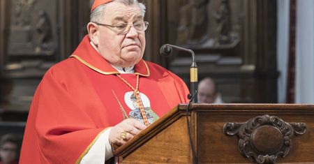 Kontrowersyjny wpis czeskiego kardynała. Prosi, by nie potępiać rosyjskich żołnierzy