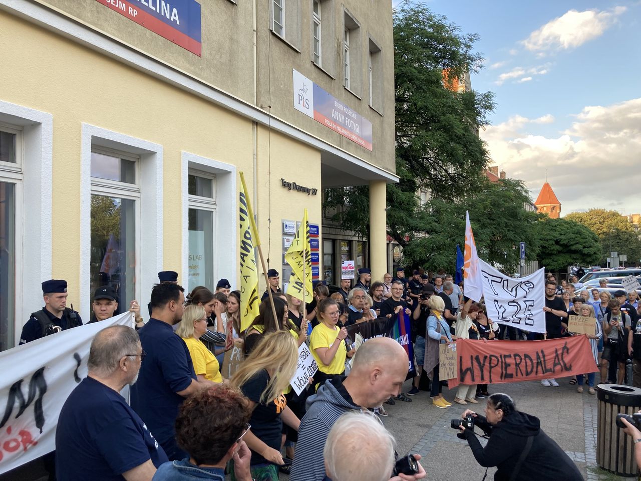 Gdańsk. Manifestacja przeciwko "Lex TVN"