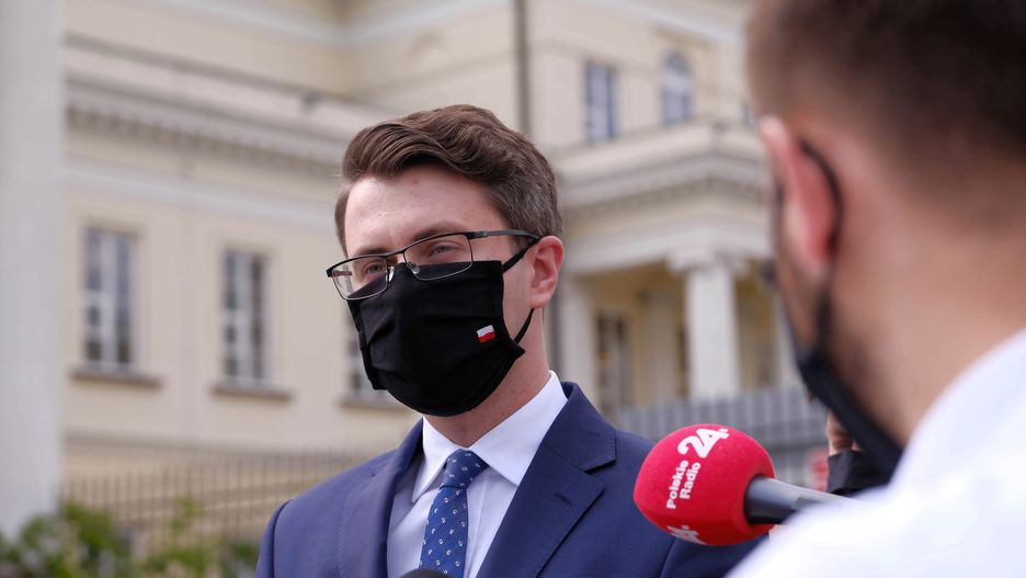 Wybory prezydenckie 2020. Rzecznik rządu Piotr Mueller zapewnia, że rząd nie boi się kontroli NIK