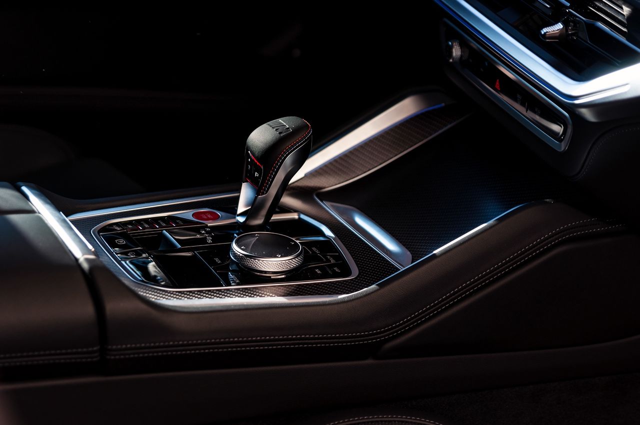 BMW XM (2023)