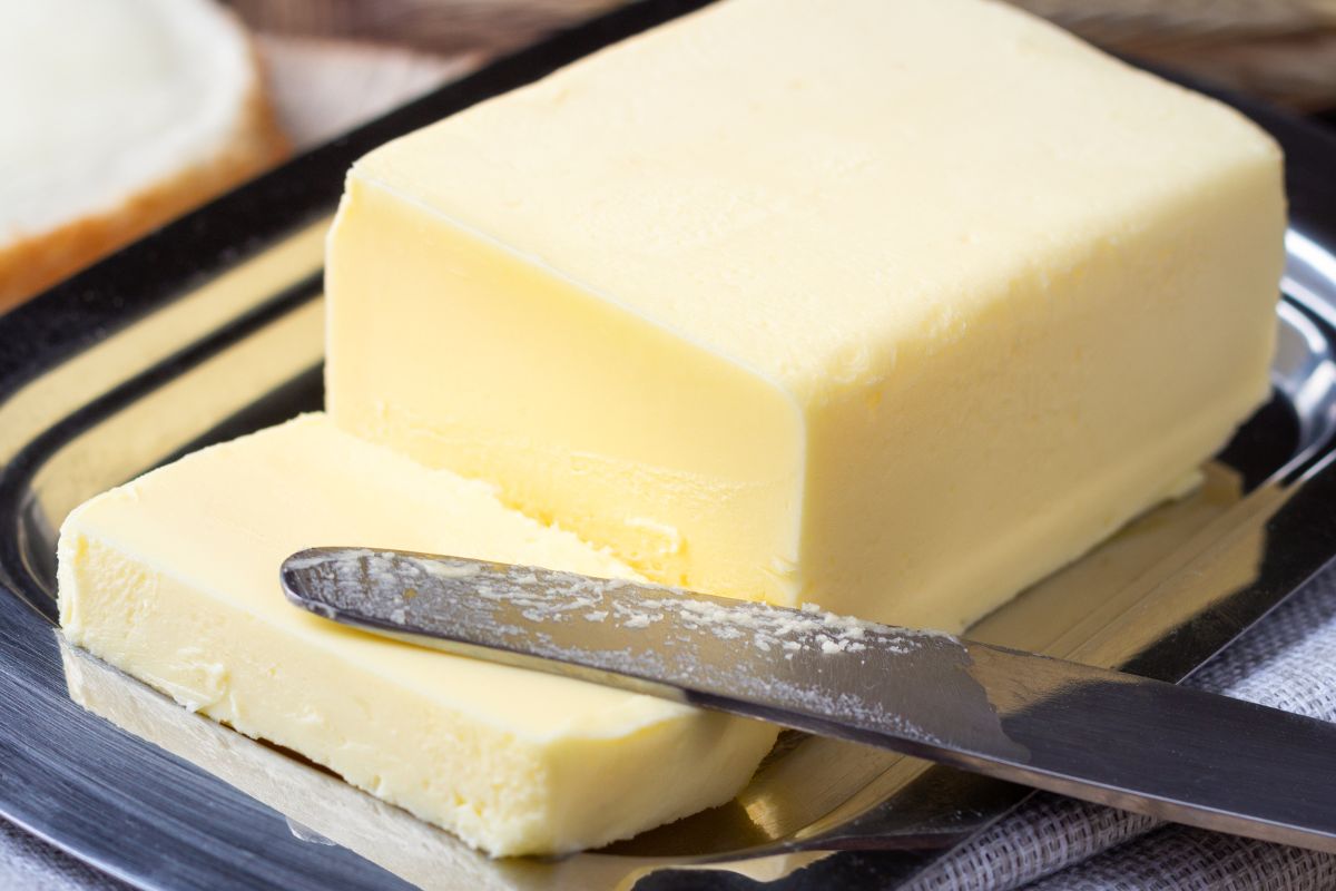 Should butter be stored in the refrigerator?