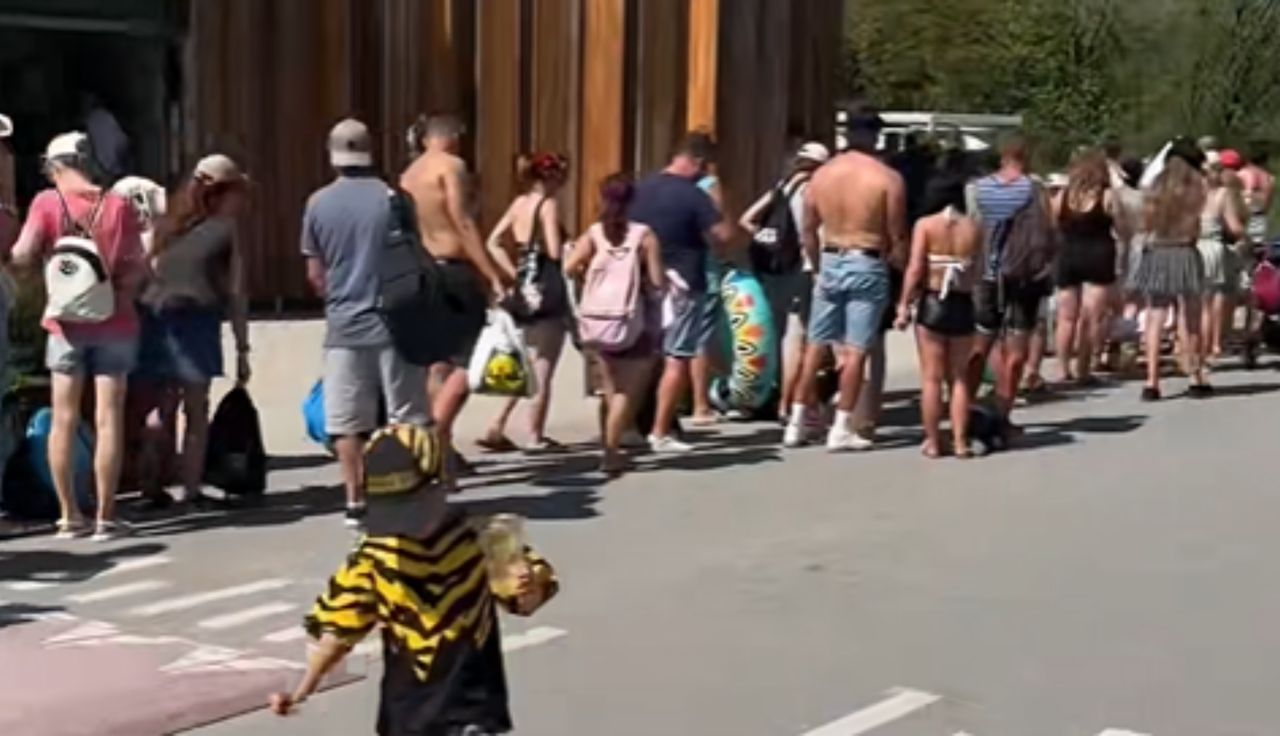 Kolejka nie miała końca. Taki widok w Krakowie