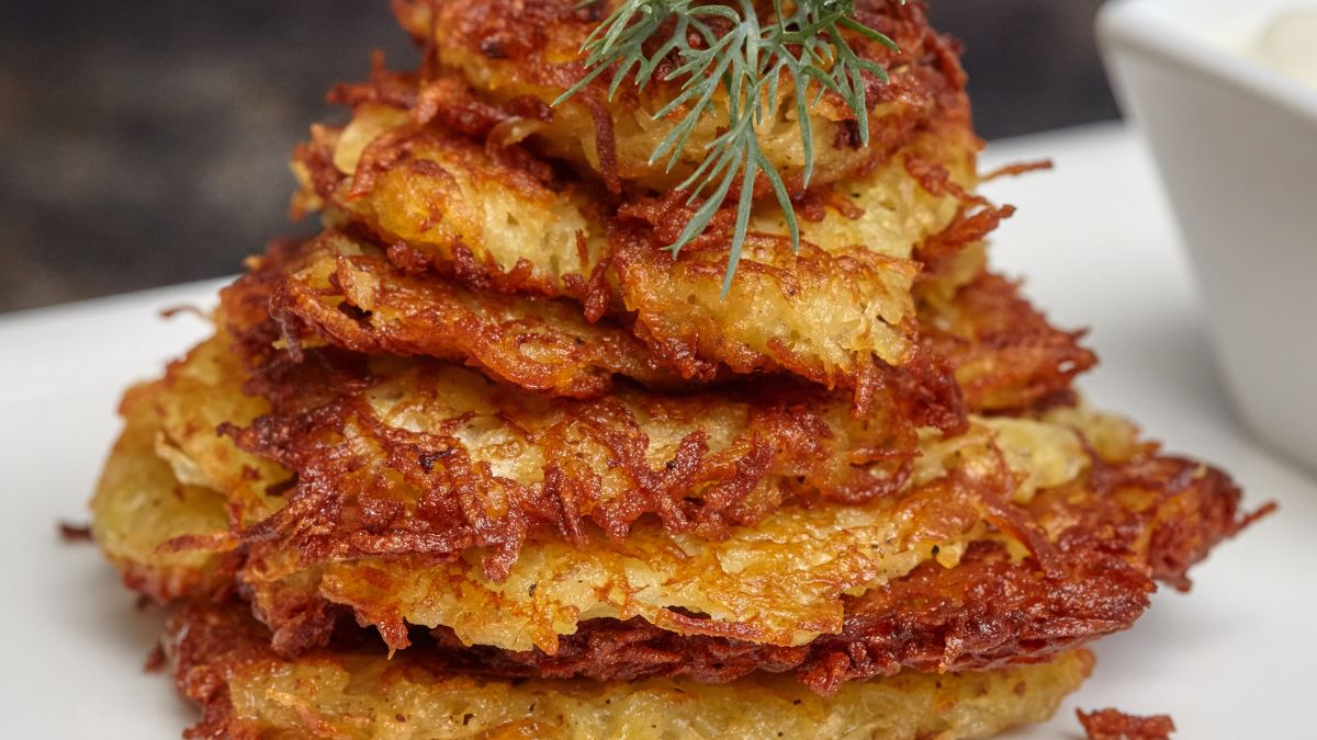 Jak zrobić chrupiące placki ziemniaczane? 