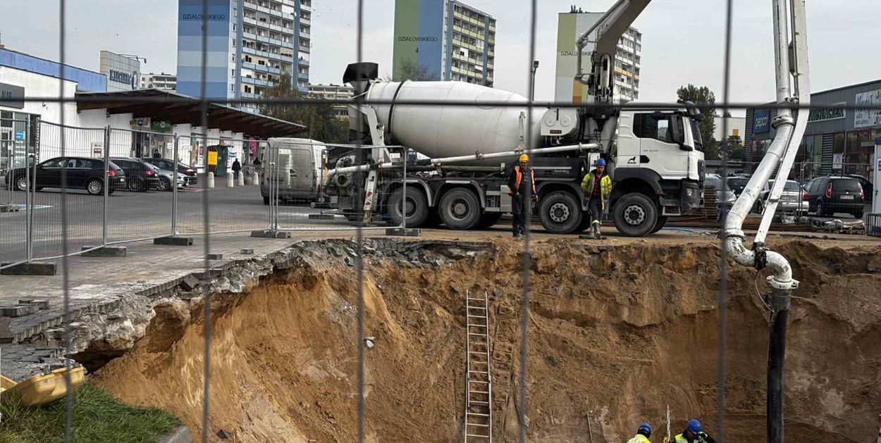 Rubinkowo: Głębokie wykopy i gorące emocje. Ruszyła budowa stacji