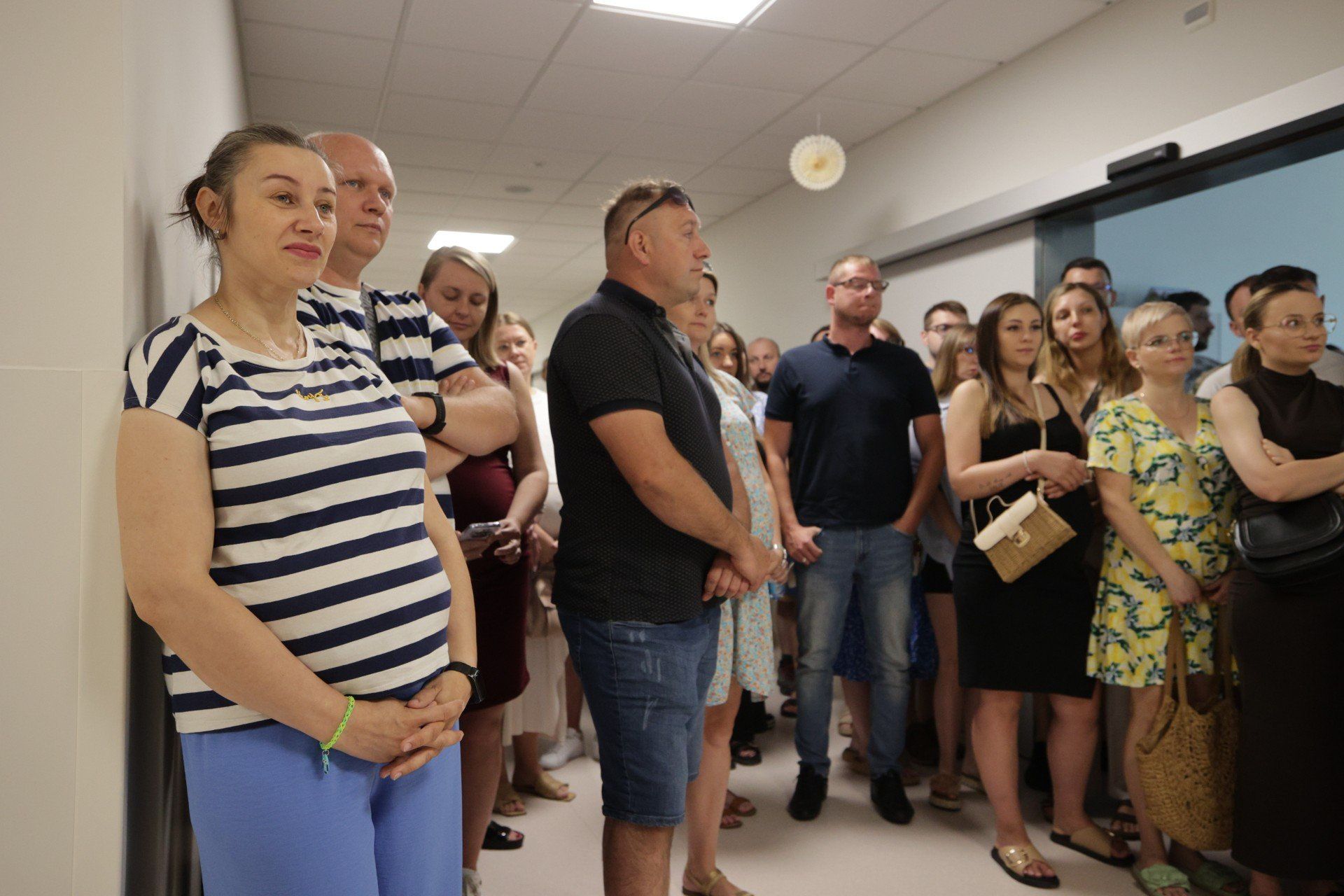 Podczas spotkań specjaliści prowadzą prelekcje dotyczące różnych aspektów porodu i opieki nad noworodkiem.