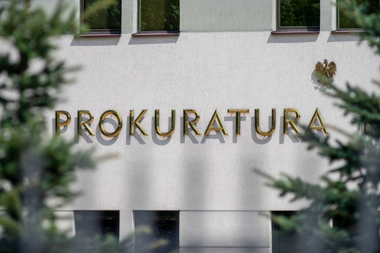 Akt oskarżenia przeciwko grupie przemytników ludzi. Zorganizowali nielegalne przekroczenie granicy dla 37 osób