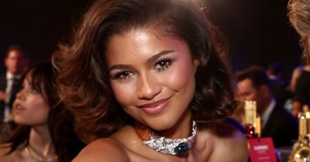 SAG Awards 2023. Jeden look to za mało. Zendaya wskoczyła w zjawiskową slip dress