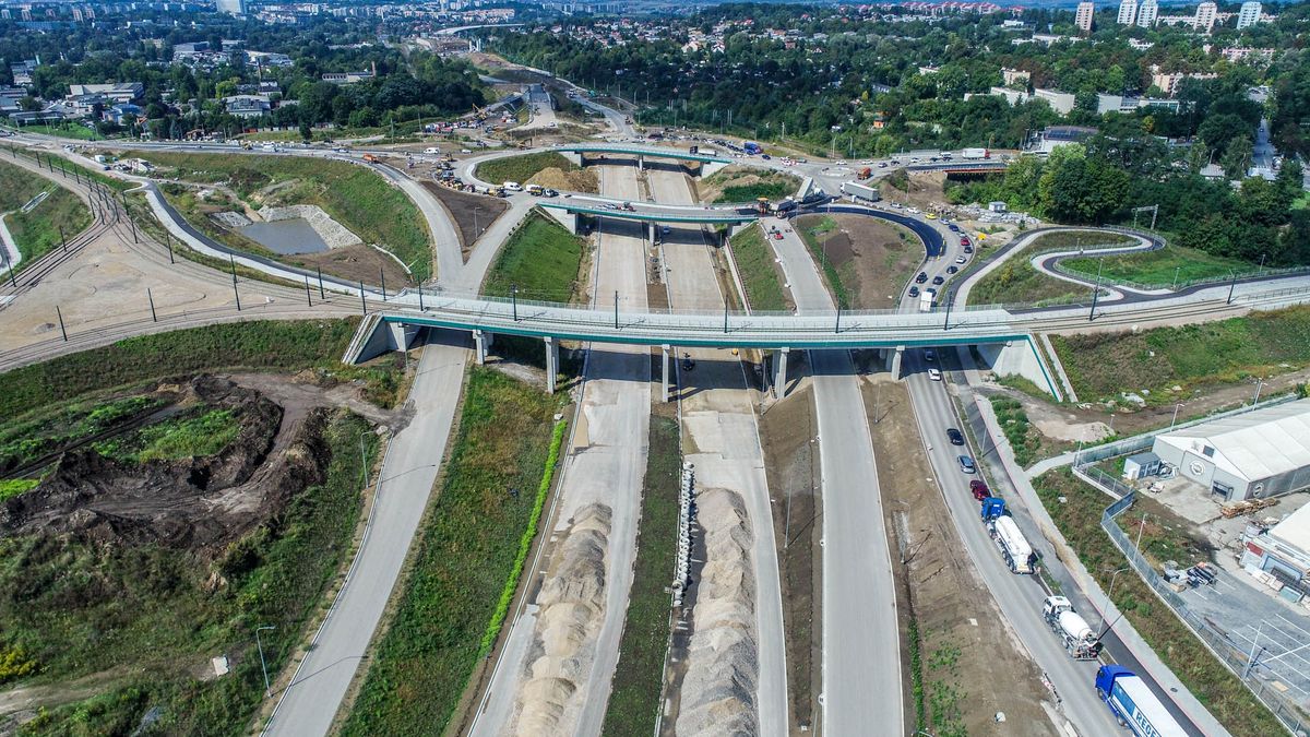 Węzeł Grębałów na budowie S7