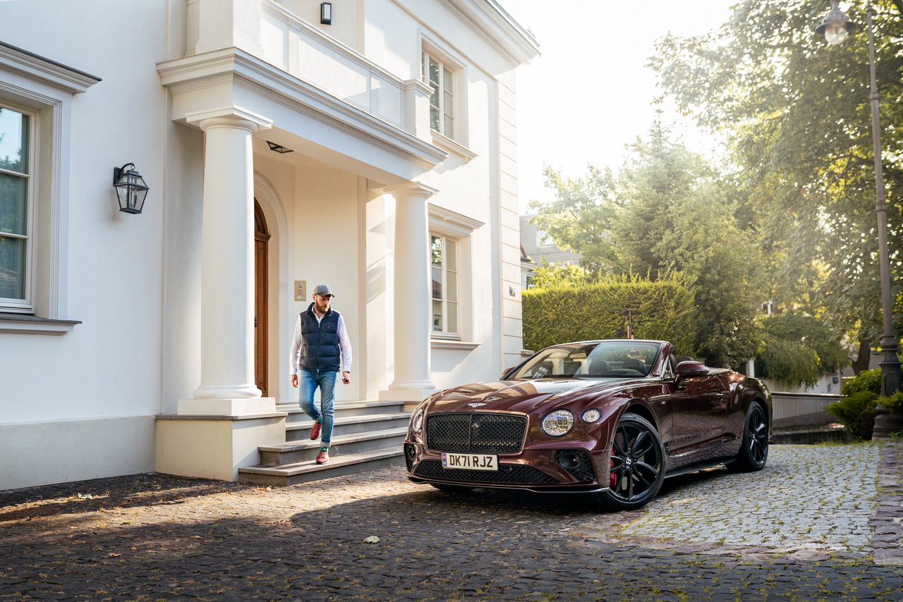 Bentley Continental GT Convertible V8 (2022)